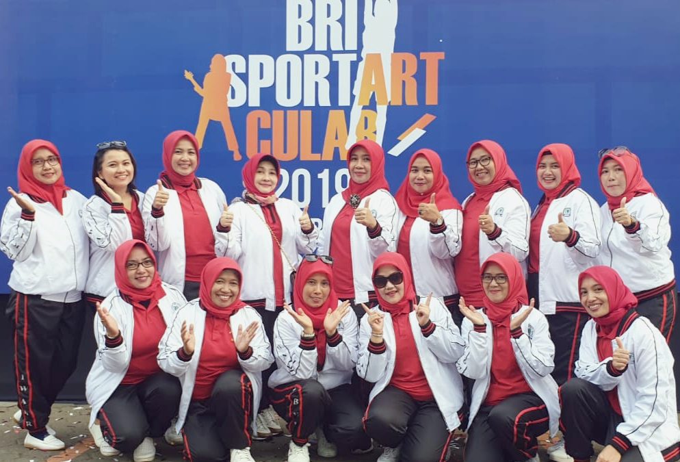 KEGIATAN IWABRI TINGKAT WILAYAH MALANG DALAM ACARA BERPARTISPASI PADA PEMBUKAAN SPORTARTCULAR 2019 KANWIL BRI MALANG