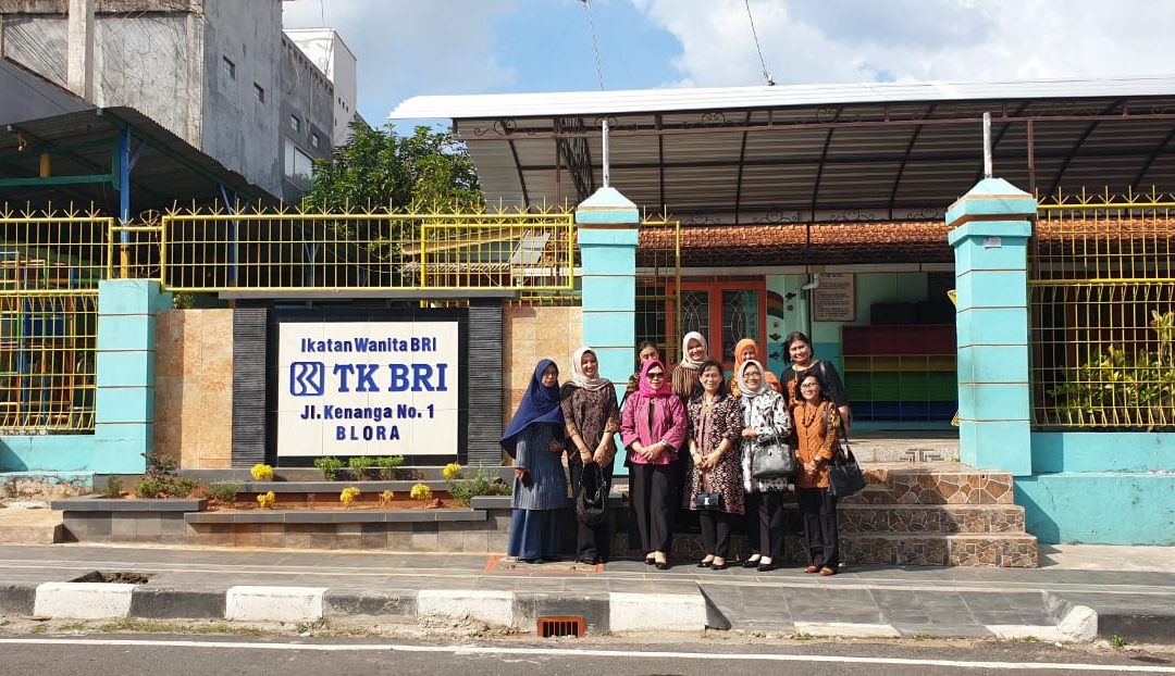 Kunjungan dan Pengarahan Ibu Ketua Tingkat Wilayah Semarang Ibu Erizal di Cabang Blora