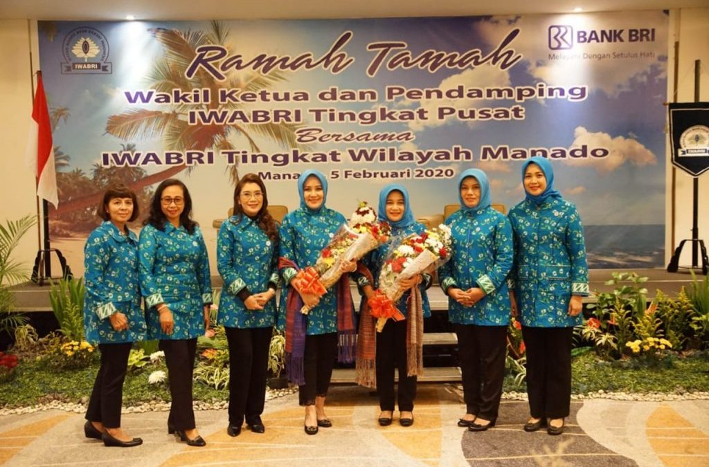 RAMAH TAMAH WAKIL KETUA DAN PENDAMPING IWABRI TINGKAT PUSAT BERSAMA IWABRI TINGKAT WILAYAH MANADO