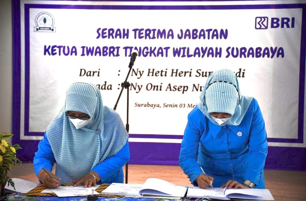 Serah Terima Jabatan Ketua IWABRI Tk. Wilayah Surabaya